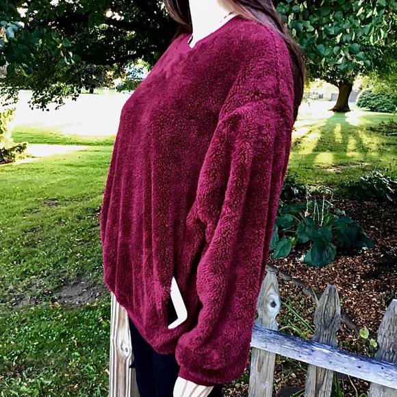 PLUSH SUPER COZY LOOSE FIT TOP with POCKETS - Picture 6 of 7